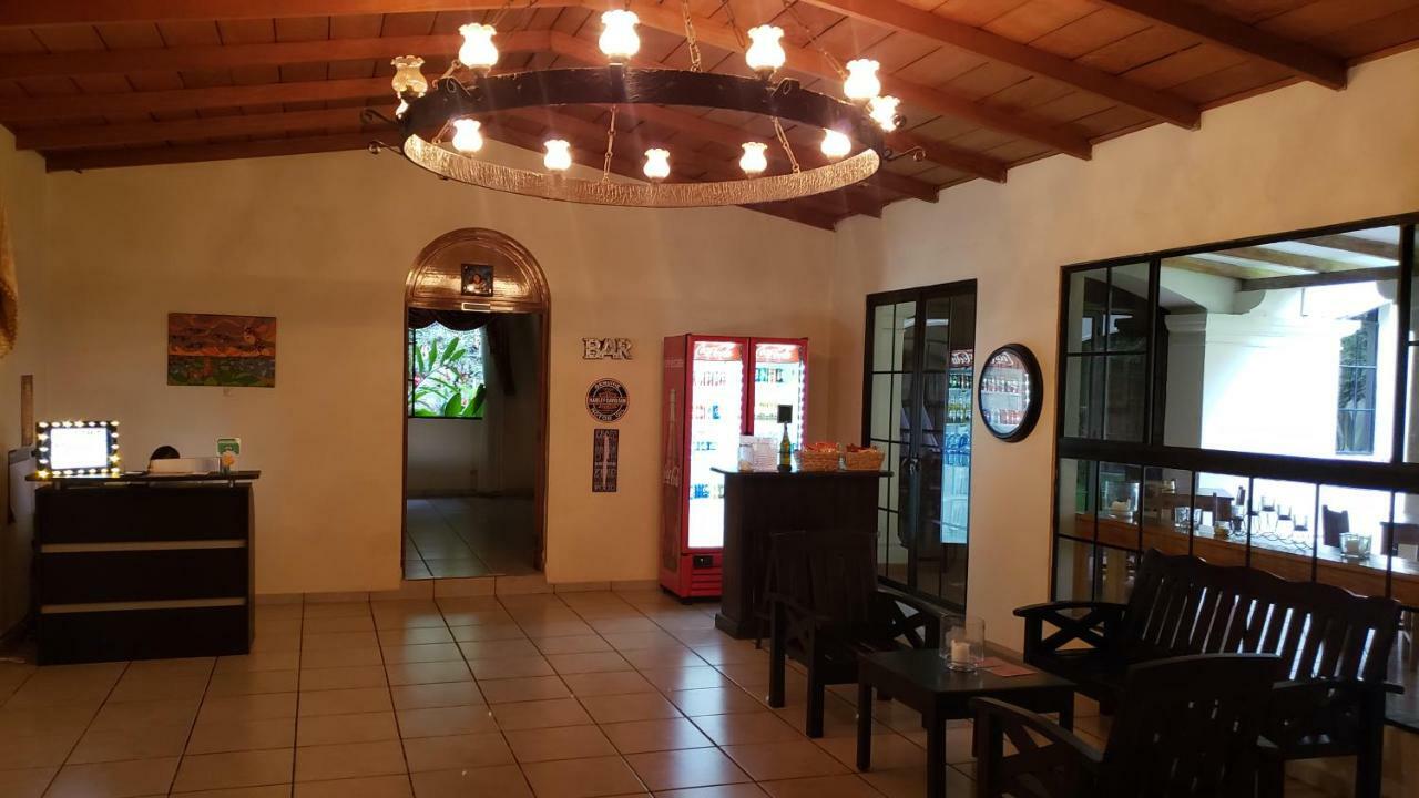 Domus Hotel San Salvador Exterior photo