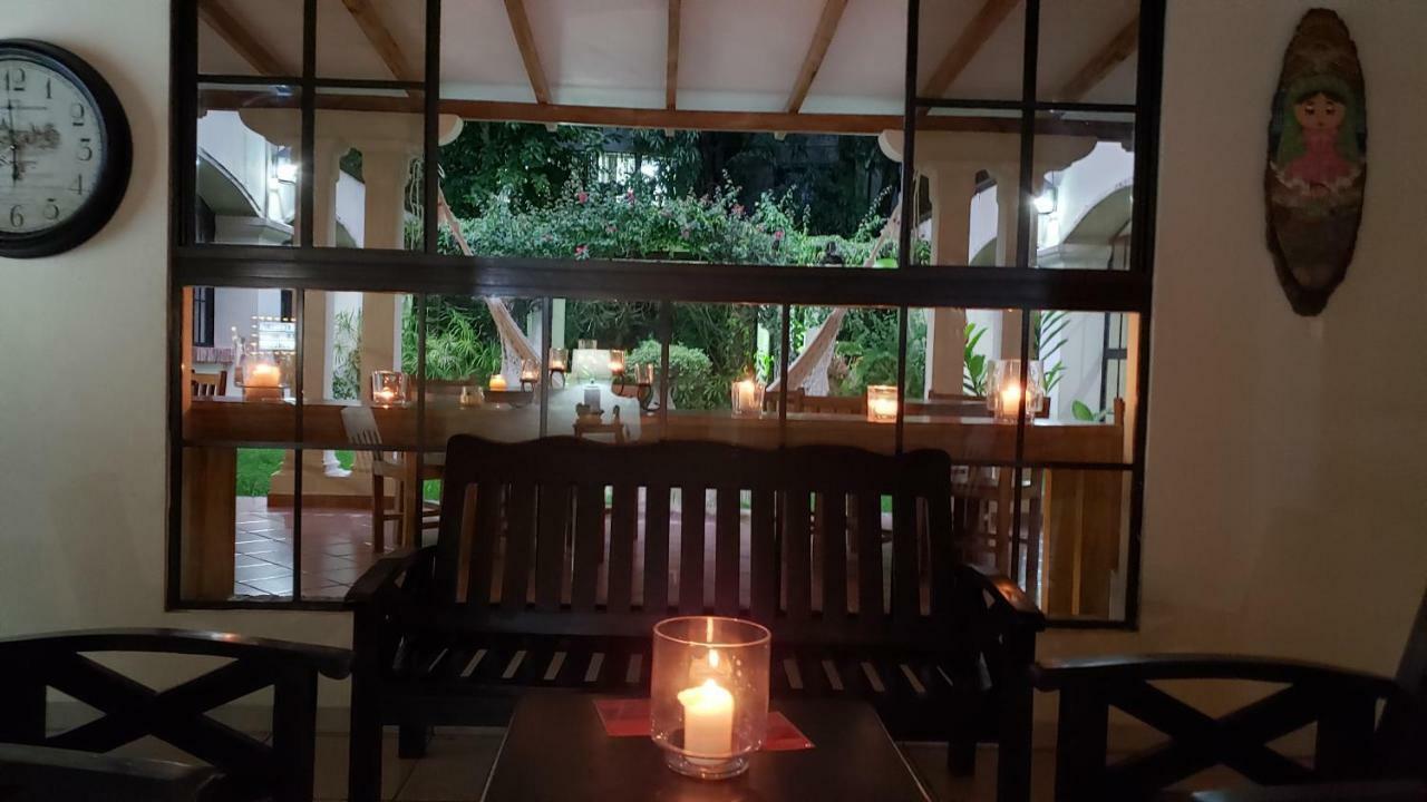 Domus Hotel San Salvador Exterior photo